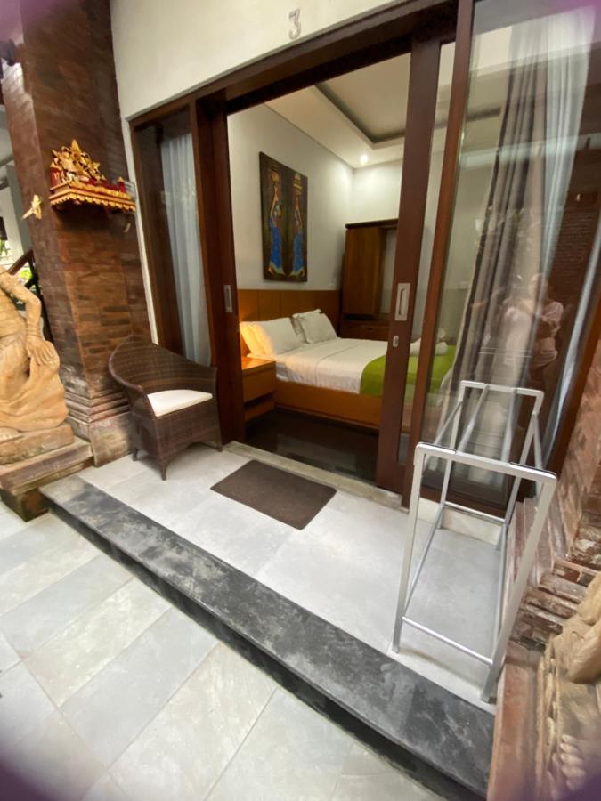 Rahayu Guest House Seminyak Екстериор снимка